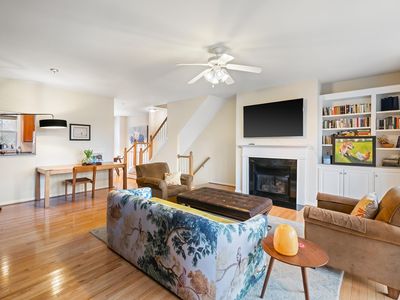 106 Melbourne Park Cir APT F, Charlottesville, VA, 22901