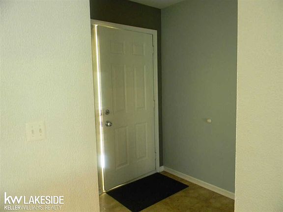 5th image of 42258 Brookview Ln #2