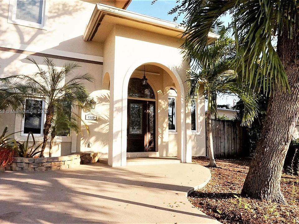 1st image of 4500 SW 25th Ter