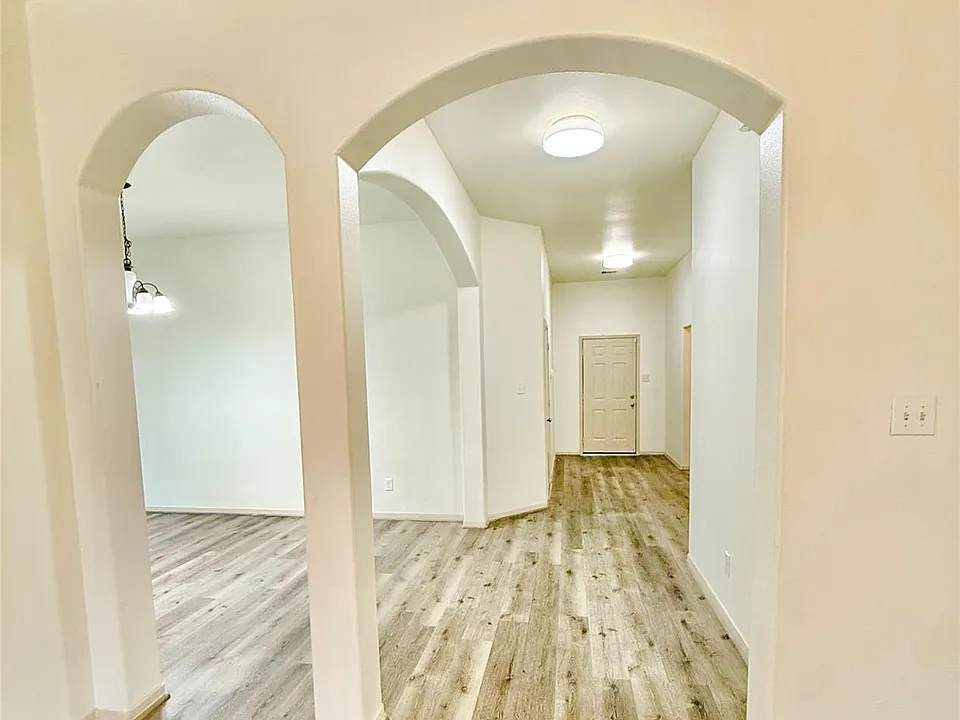 24726 Cobble Canyon Ln