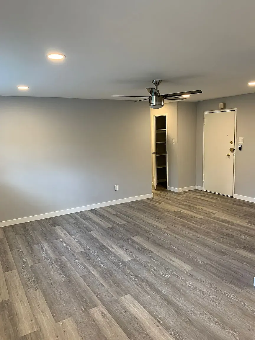 1 bed, 800 sqft, $1,295 — Photo 2