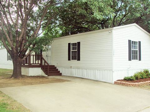 1st image of 1361 Creekside Way