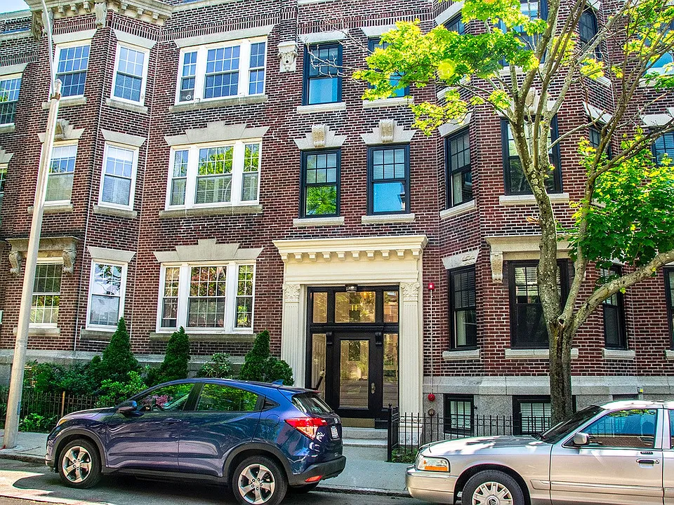 9 Alton Pl #2