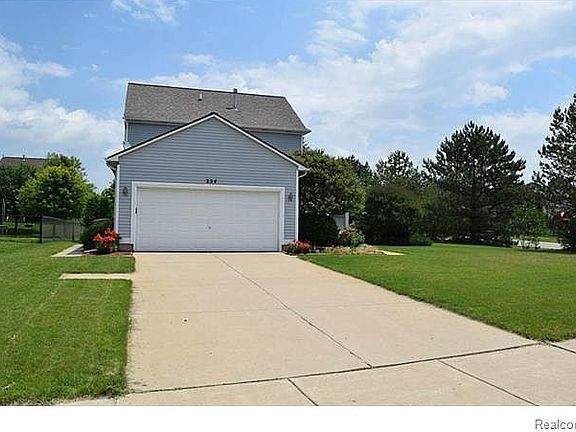 2nd image of 224 Apple Blossom Ct