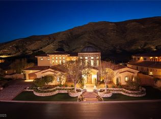 2619 Red Arrow Dr, Las Vegas, NV 89135
