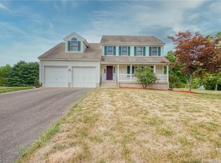 106 Farmbrook Ln, South Windsor, CT 06074