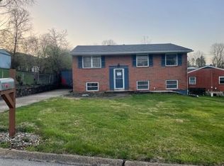 27 Tripoli Ln, Covington, KY 41017