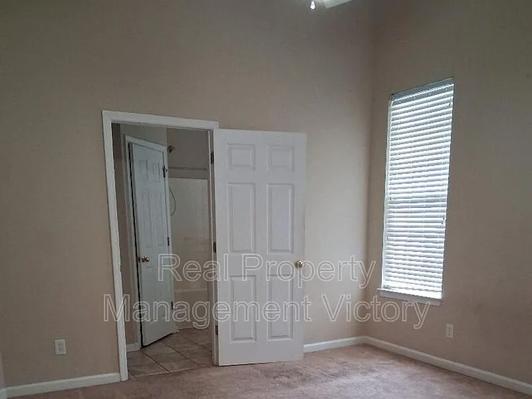 6133 Letson Farms Dr — Photo 5