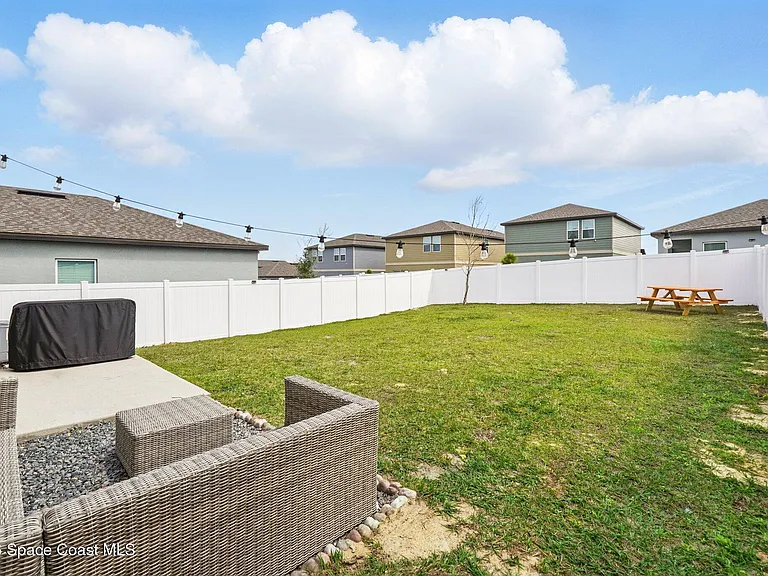 2024 Hemingway Cir — Photo 17
