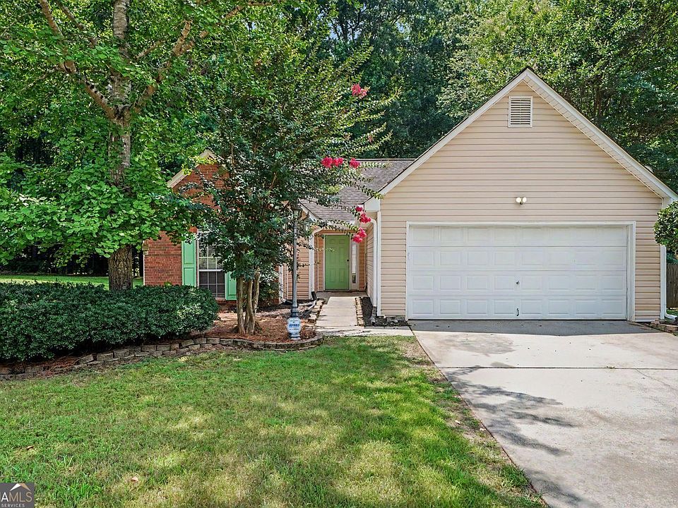 1st image of 155 Parkside Dr
