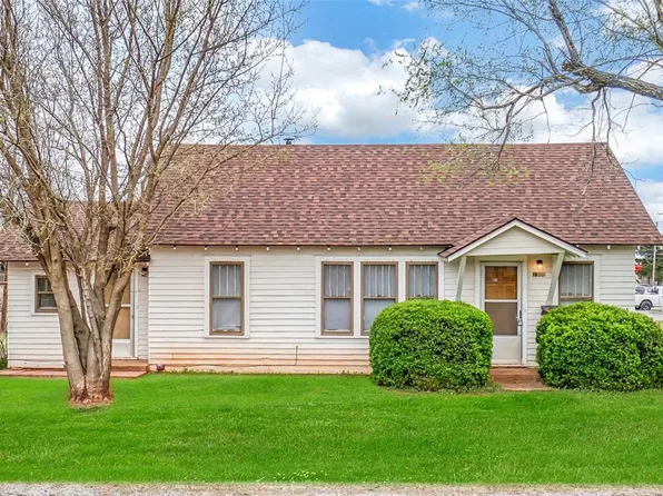 1305 N Market St, Cordell, OK 73632