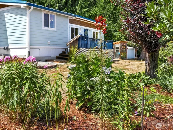 110 W Maple Street, Port Ludlow, WA 98365