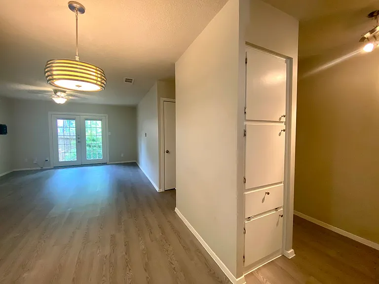 6400 Brookside Dr — Photo 9