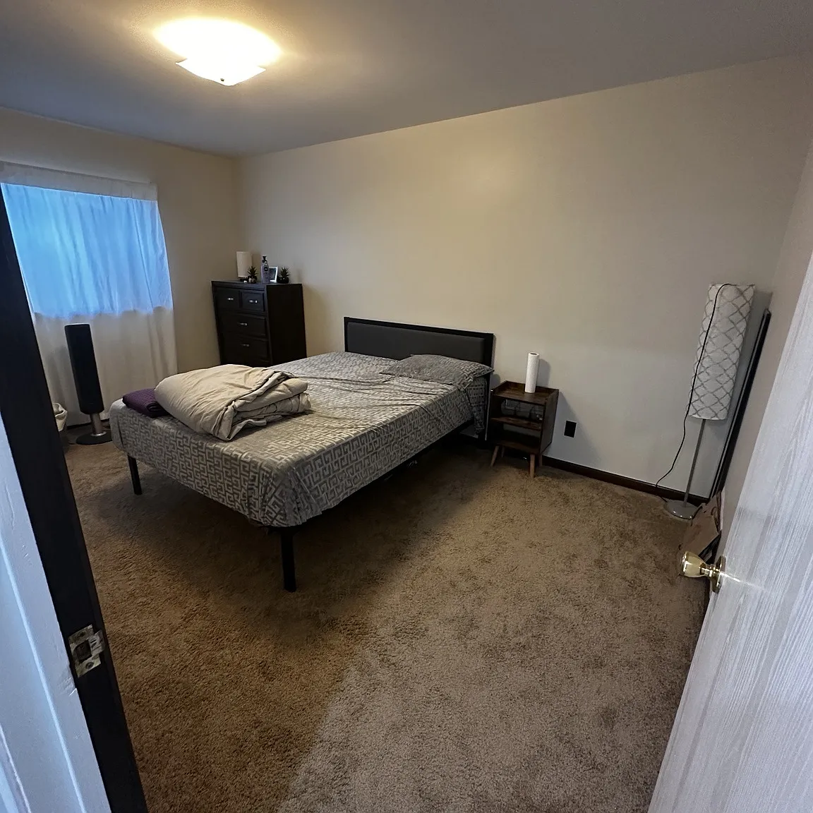 1 bed, 1411 sqft, $900 — Photo 3