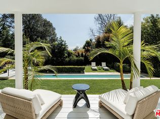 1558 Sunset Plaza Dr, Los Angeles, CA 90069