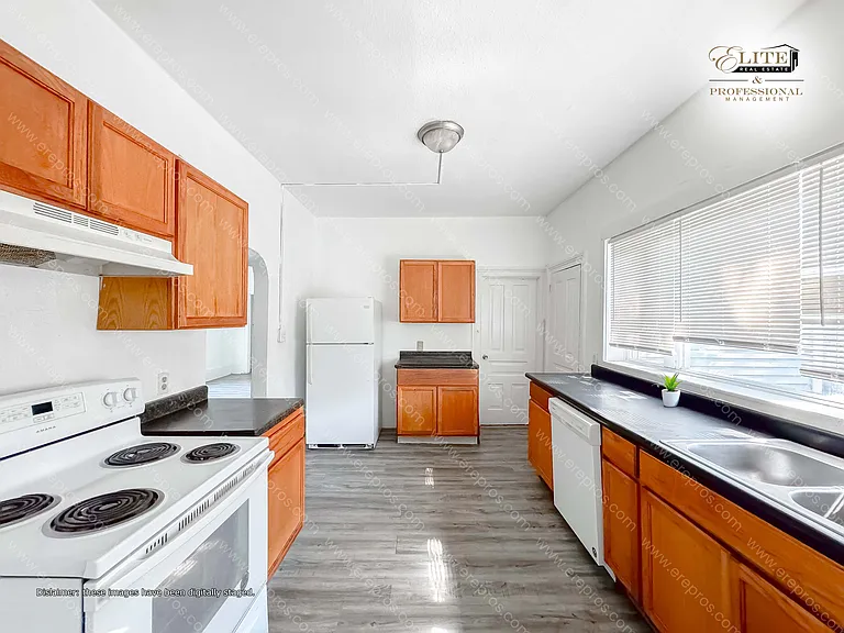 836 E Shiawassee St #1 — Photo 10