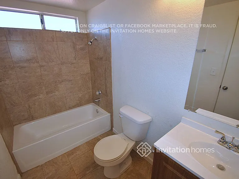 127 Peppertree Dr — Photo 14