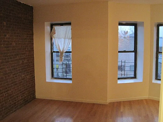 Rented by Wyckoff Heights Realty Inc. | media 23