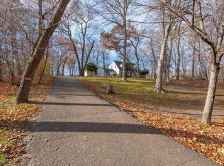 4432 Sparrow Rd, Minnetonka, MN 55345