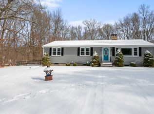 820 Thompson St, Glastonbury, CT 06033