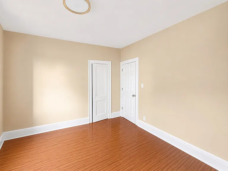 137 Hammond Ave #4 — Photo 38