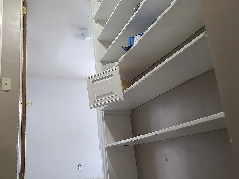 231 Floral Ave — Photo 16