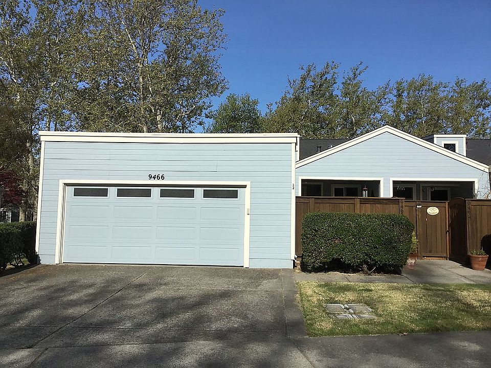 1st image of 9466 Lakewood Dr