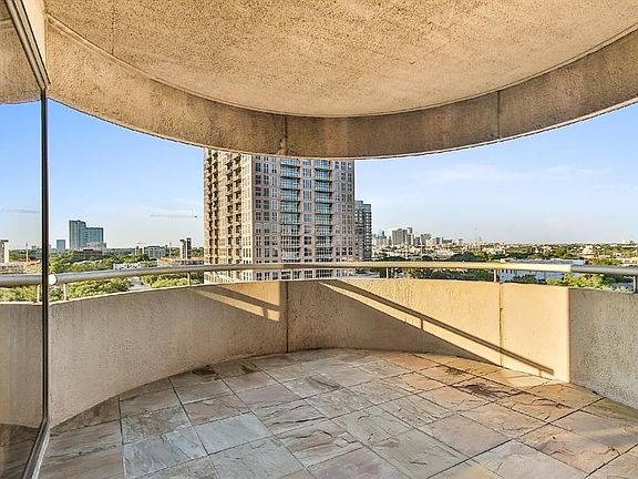 2nd image of 5000 Montrose Blvd Unit 9G