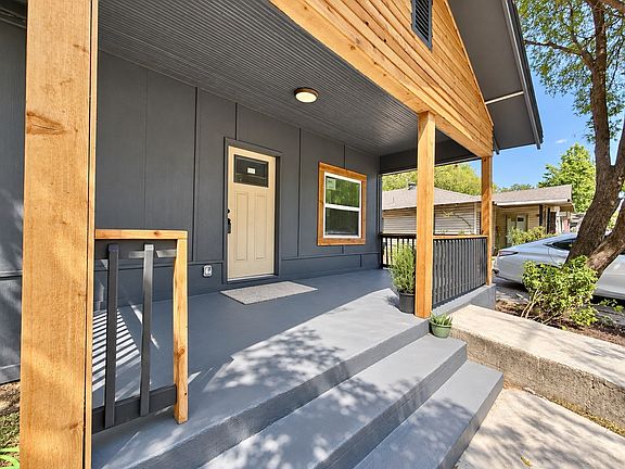 2nd image of 5231 Beeman Ave