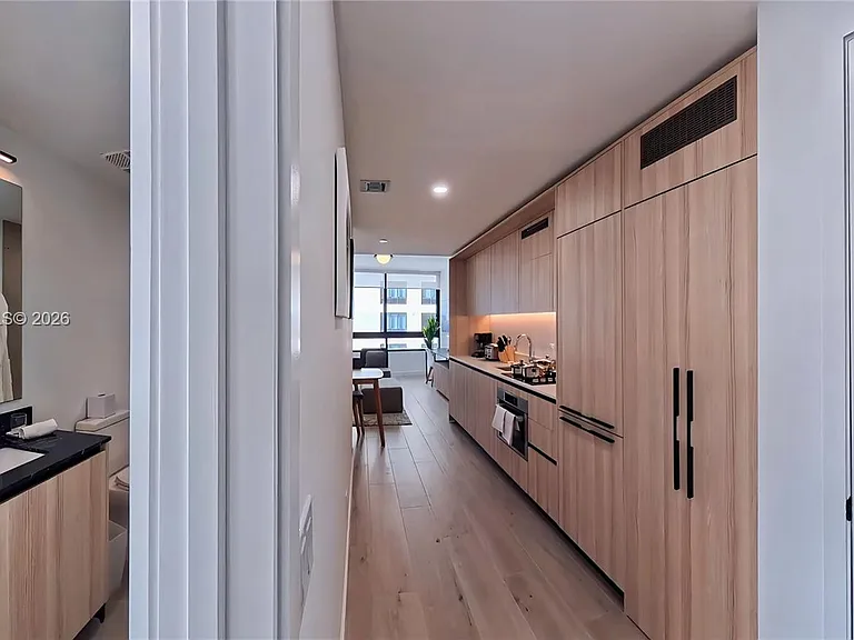 225 N Miami Ave #1812 — Photo 5