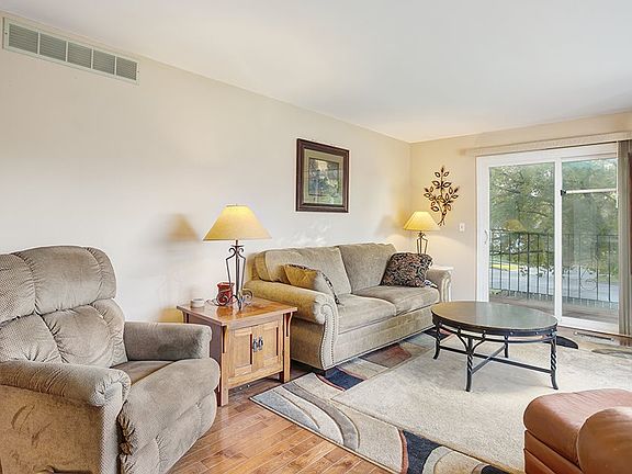 3rd image of 4215 Lori Dr