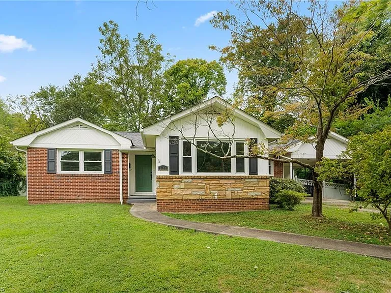 1200 Lamont Dr — Photo 30