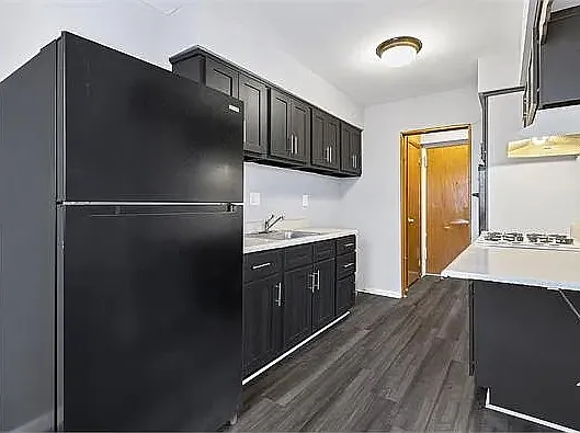 1 bed, $1,200 — Photo 4