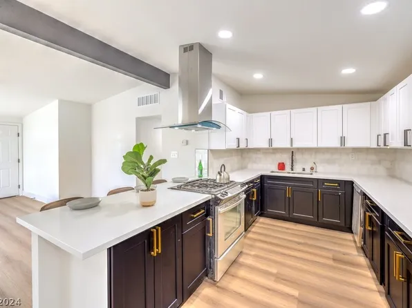 2901 Howard Dr, Las Vegas, NV 89104