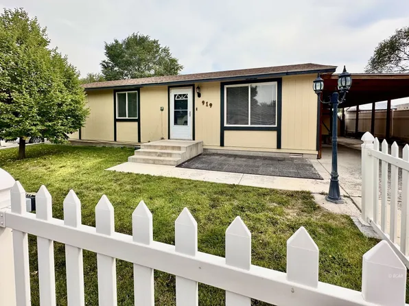 919 Sunrise Dr, Elko, NV 89801