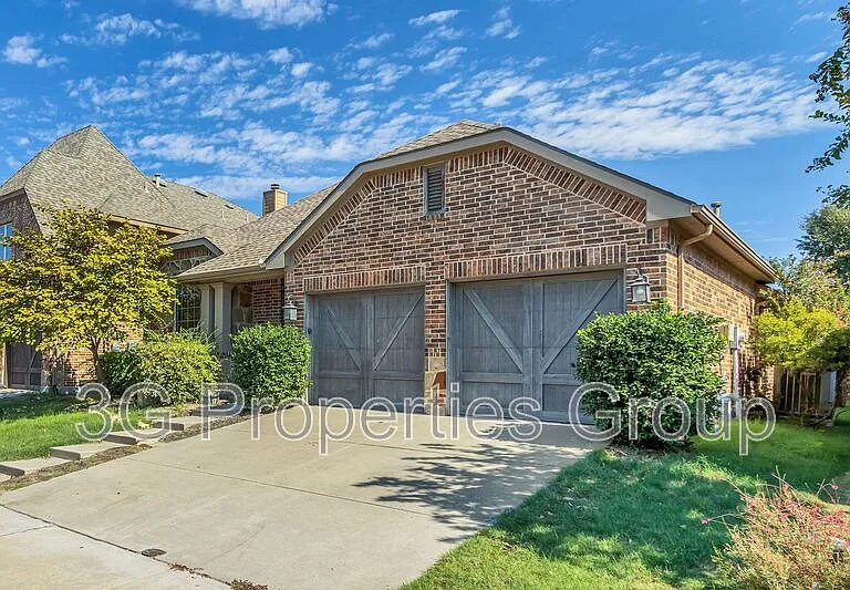 120 Lilypad Bnd — Photo 2