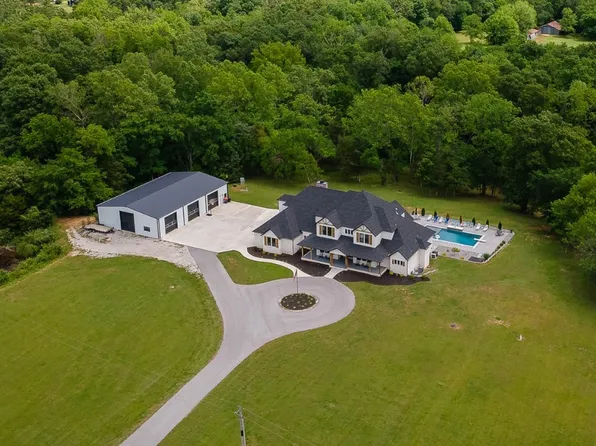 2762 Wilson Ln, Fayetteville, AR 72703