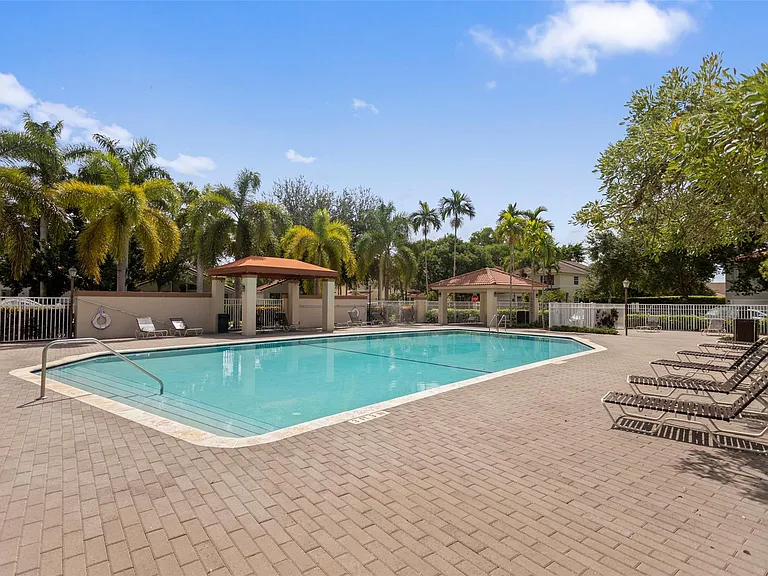 15250 SW 49th Ct — Photo 51