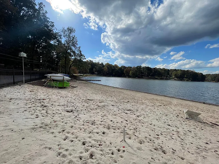 2825 Cardinal Lake Cir #A — Photo 22