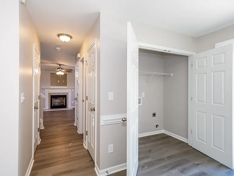 9422 Isaac Hunter Dr — Photo 5