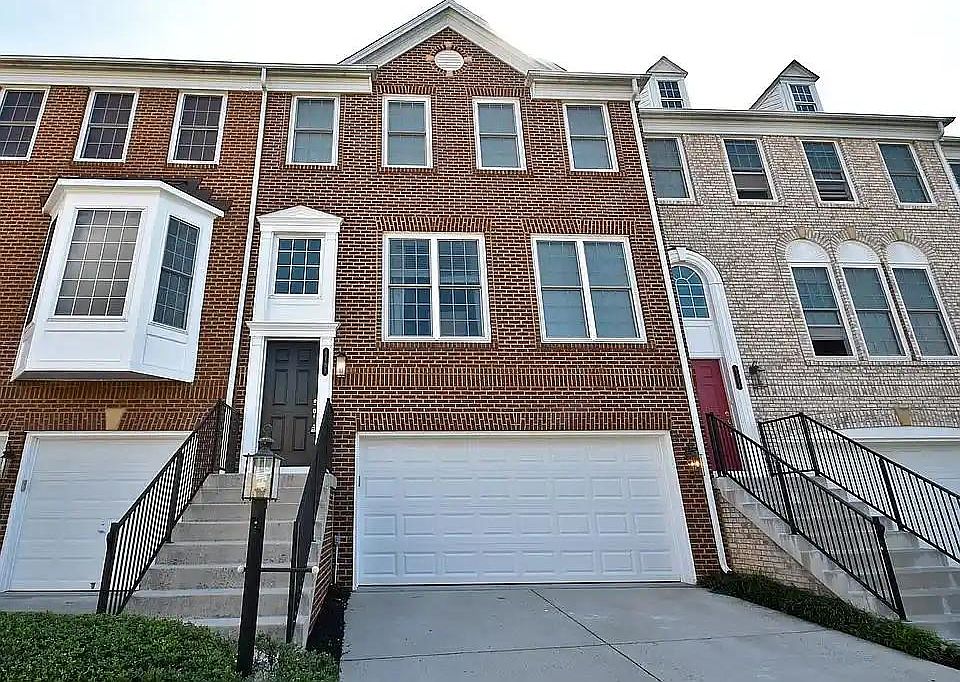 1st image of 8189 Laurel Crossing Ln