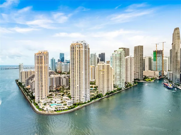 888 Brickell Key Dr APT 1010, Miami, FL 33131