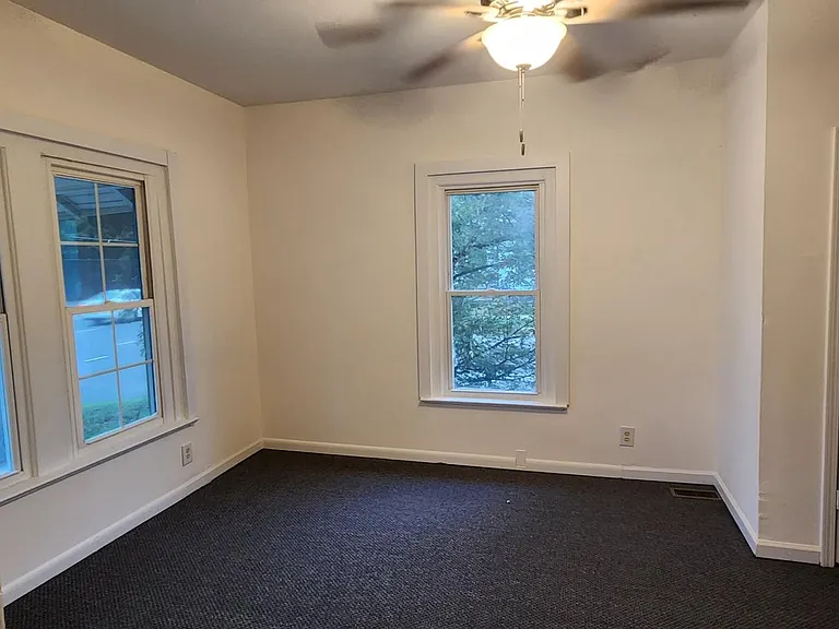 1201 S Person St — Photo 8