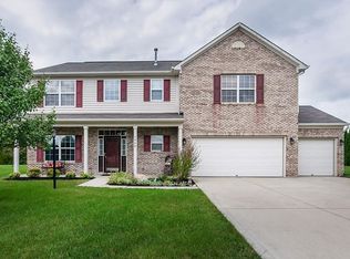 5842 W Falling Waters Dr, McCordsville, IN 46055