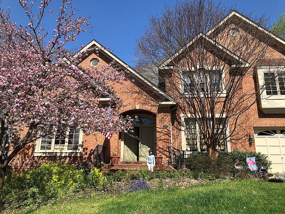 1st image of 1100 Hobnail Ct