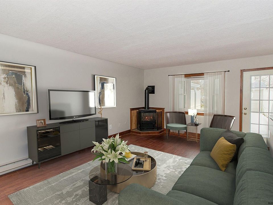 1st image of 17 Tenandaho Ln