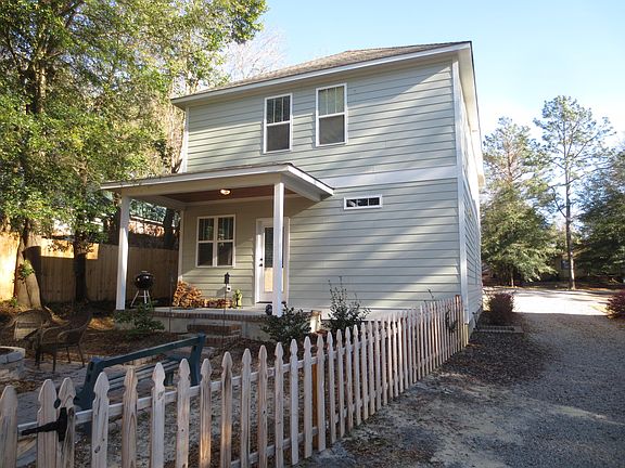 3rd image of 330 N Leak St