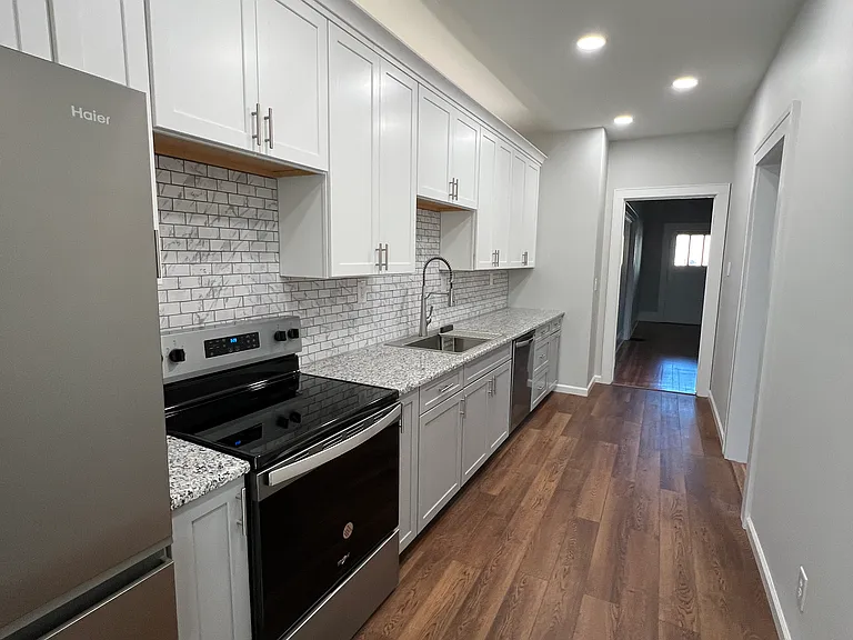 1400 Clover St #A — Photo 8