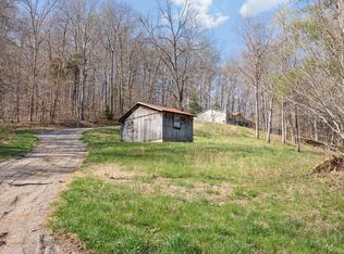 4190 Budds Creek Rd, Cunningham, TN 37052