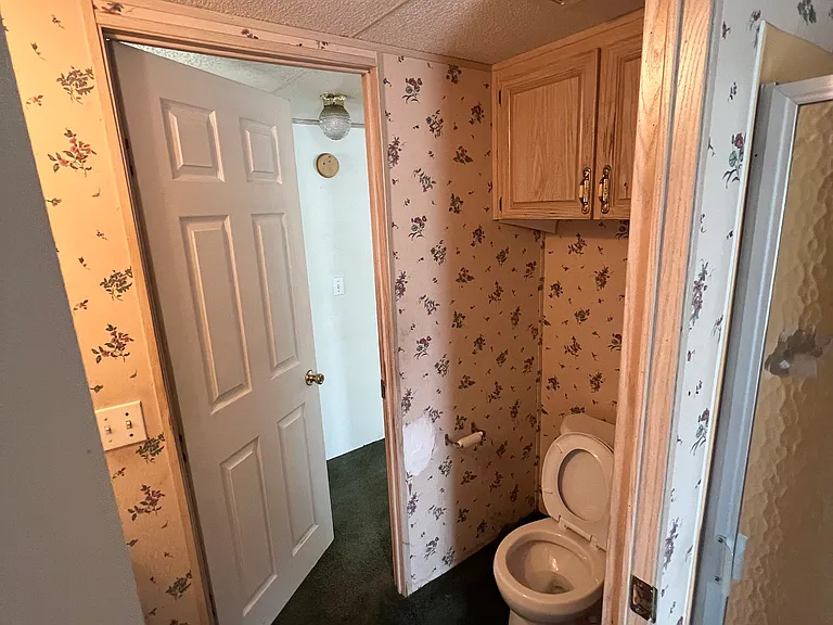 2025 Crestview Ct — Photo 14